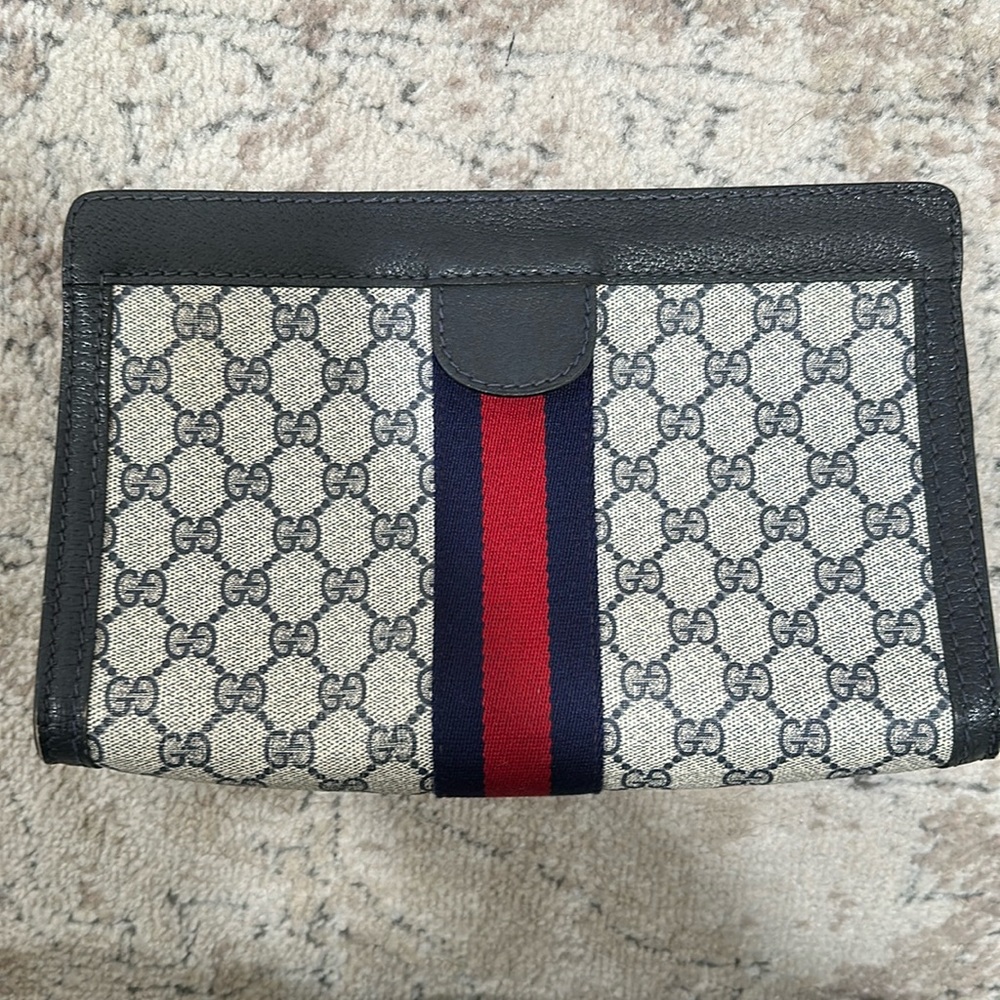 Gucci clutch
